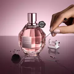 ADD A COUTURE ACCESSORY