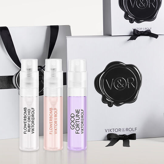 Viktor and rolf sample set best sale