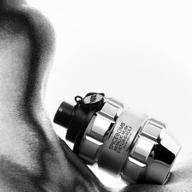 Spicebomb Metallic Musk Eau De Parfum
