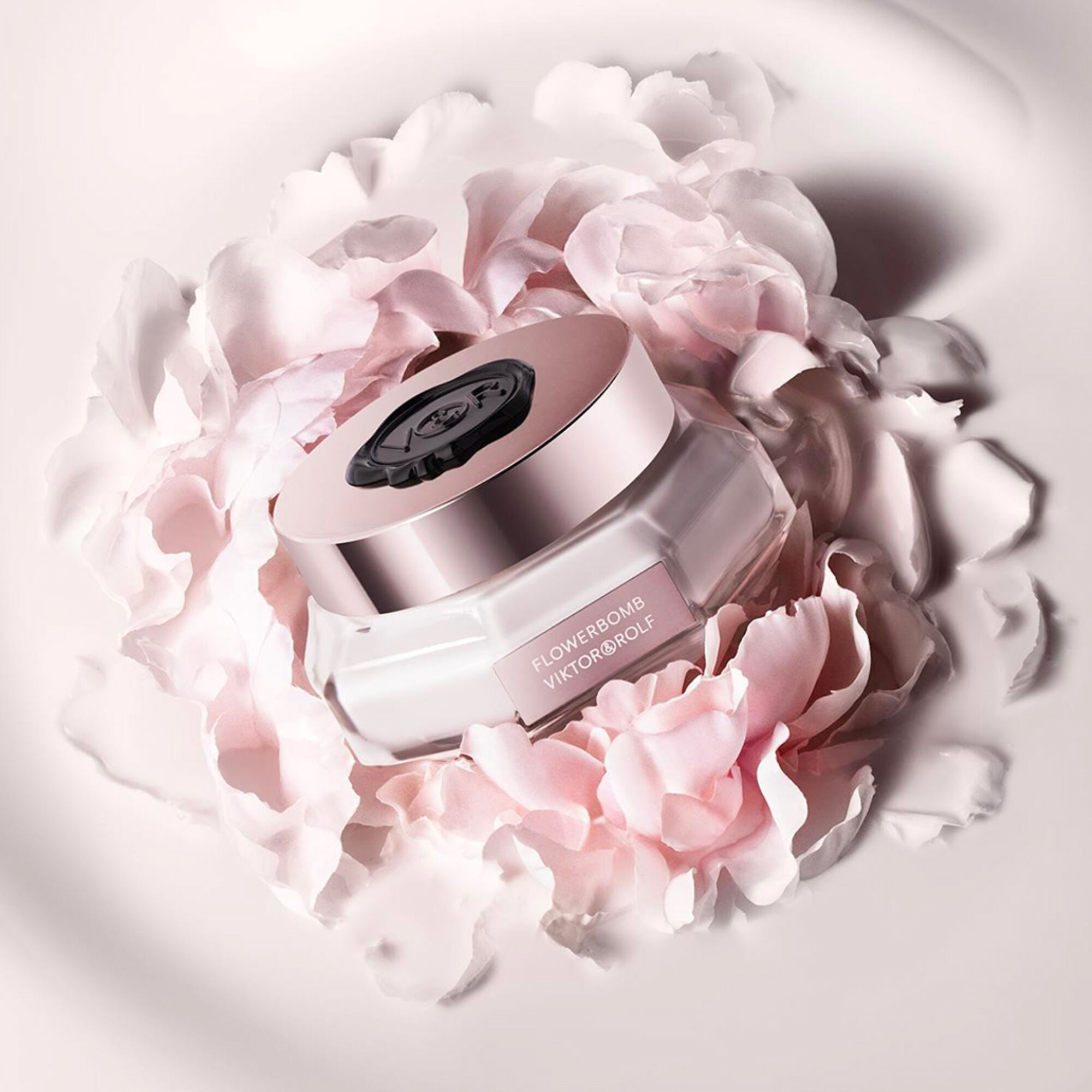 Flowerbomb Body Cream